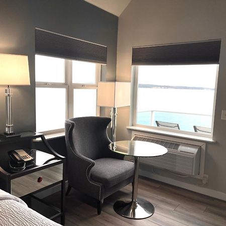Tides Inn & Suites Port Townsend Room photo